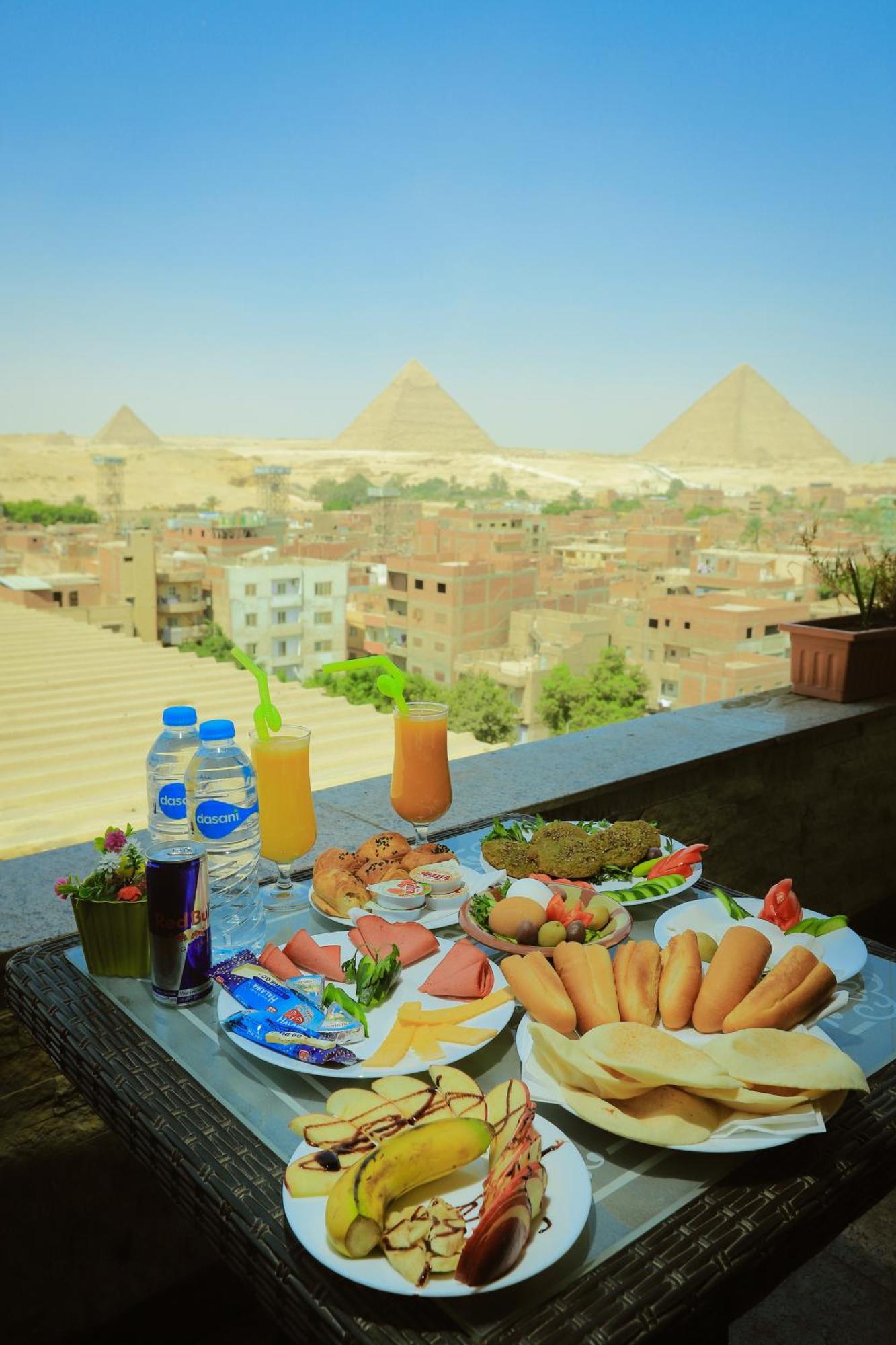 King Khafren View Inn Kafret el-Gabal Exteriör bild