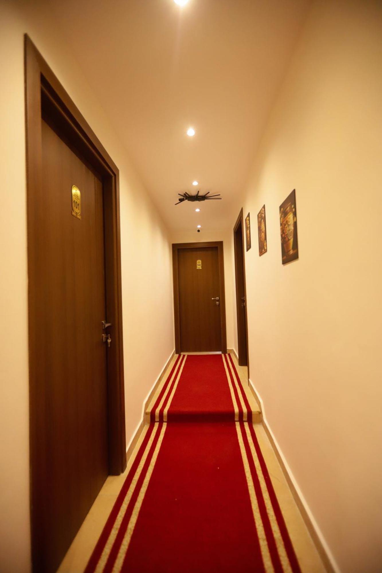 King Khafren View Inn Kafret el-Gabal Exteriör bild