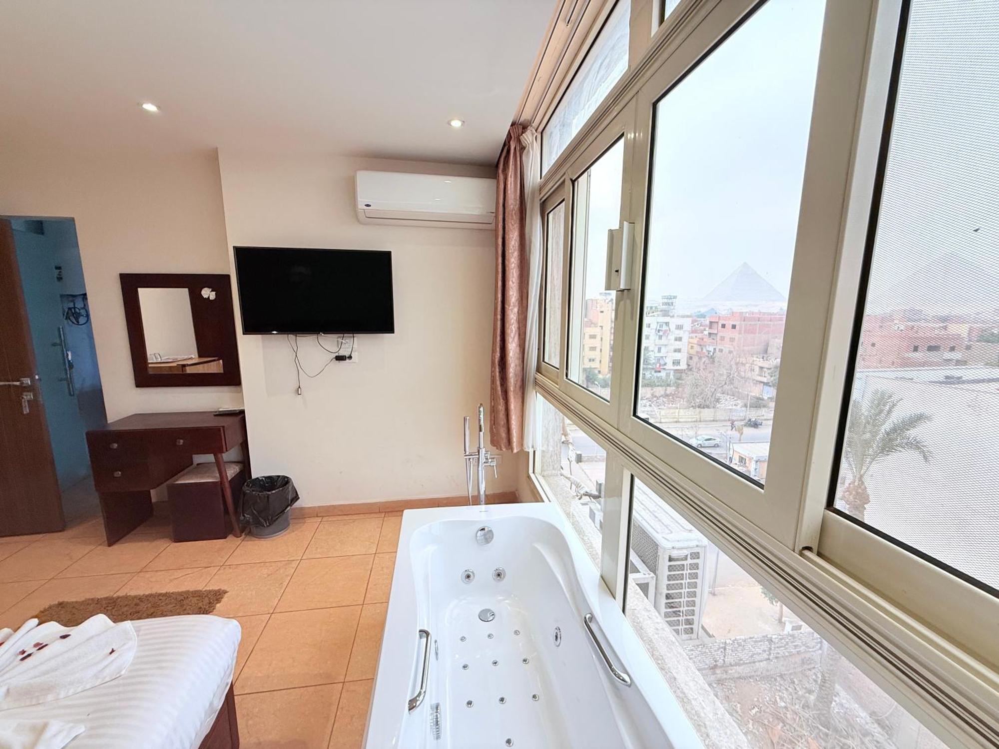King Khafren View Inn Kafret el-Gabal Exteriör bild